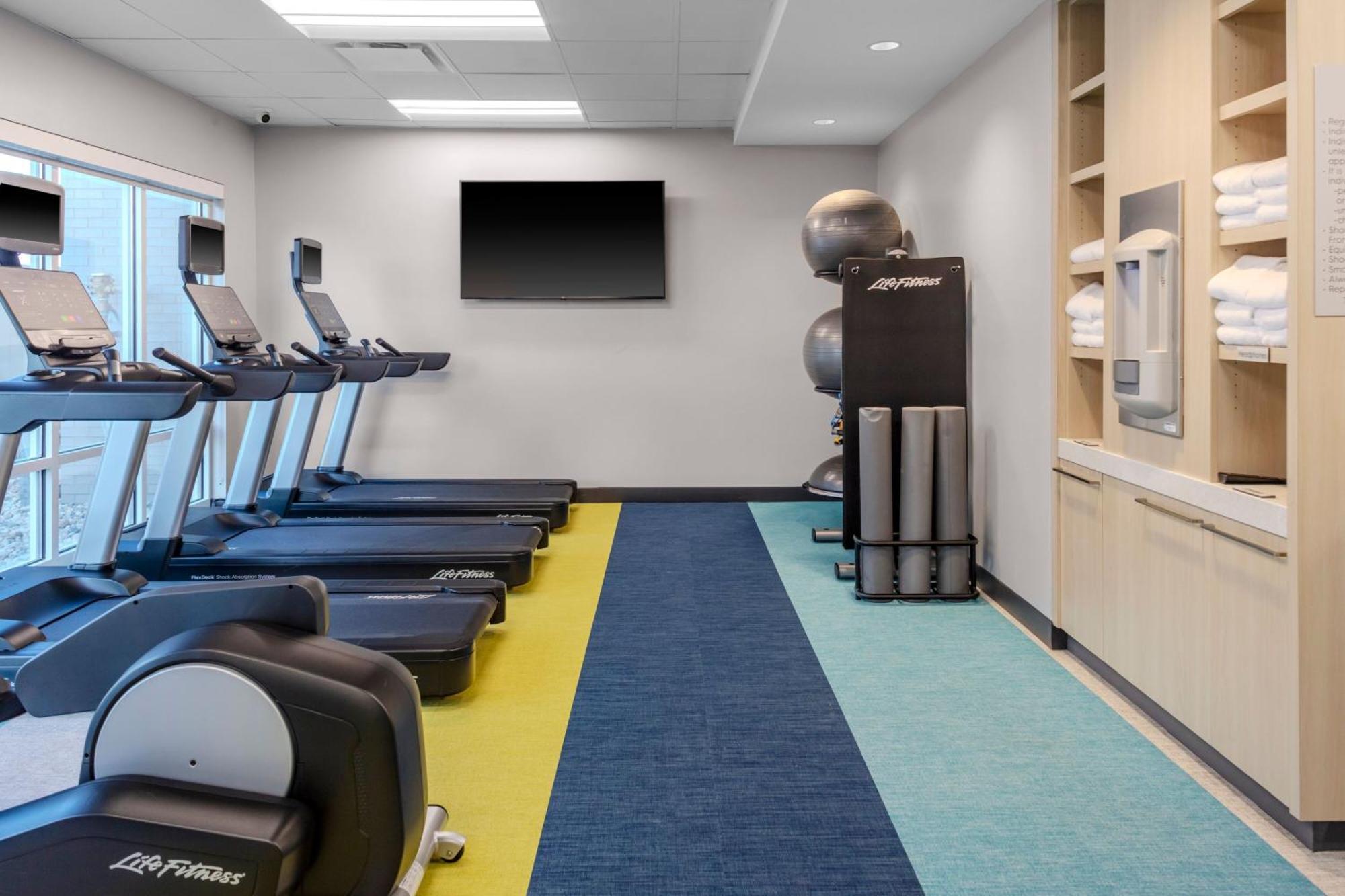 Towneplace Suites By Marriott Chesterfield المظهر الخارجي الصورة